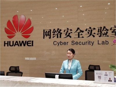 Huawei asegura que continuará actualizando equipos