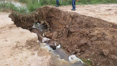 Aislamiento en Santa Rosa por falta de caminos en buen estado - Nacionales - ABC Color