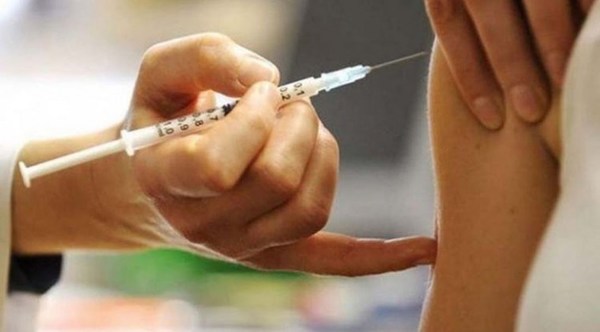 MENOS DEL 50% DEL GRUPO DE RIESGO ACUDIÓ A APLICARSE LA VACUNA ANTIGRIPAL