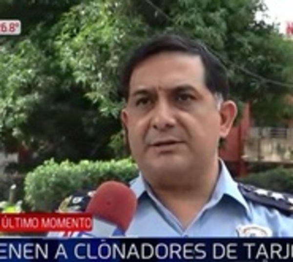 Allanan vivienda de supuesto clonador de tarjetas - Paraguay.com