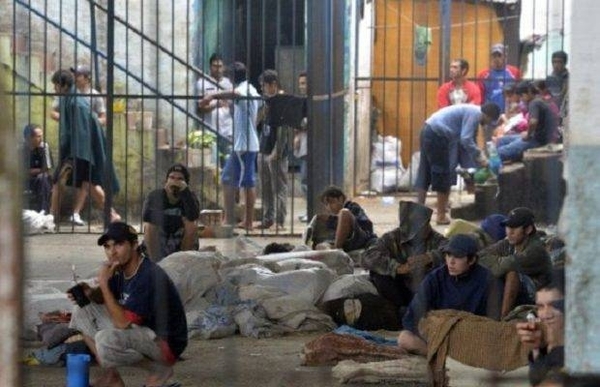 HOY / Una cárcel en Emboscada y otra en Minga Guazú (2.500 reos) costará US$ 36 millones