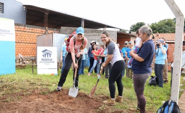 HOY / Mujeres que construyen su propia casa: cuando la voluntad motoriza el sueño de la vivienda