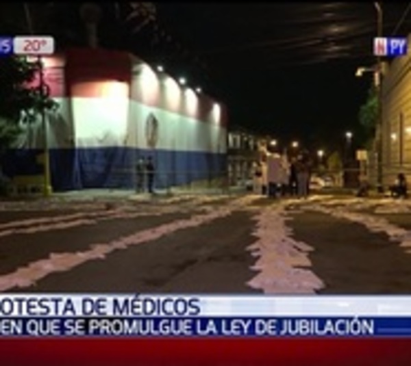 Exigen al Ejecutivo promulgar ley que modifica la jubilación médica - Paraguay.com