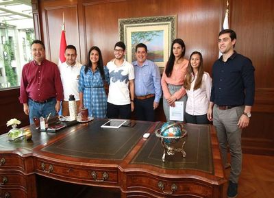 Apuntan a nueva era de Paraguay con jóvenes becados a la HUJI