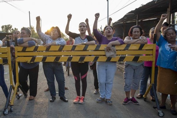 Gobierno de Nicaragua manda a arresto domiciliario a 100 detenidos en protestas - Internacionales - ABC Color