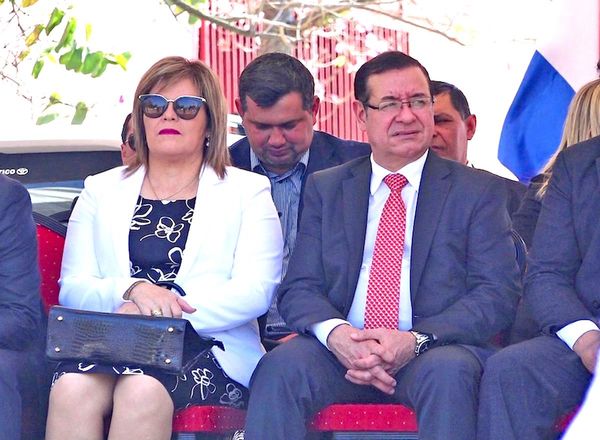 Ni su casa justifica Cuevas con 5 años de sueldo como gobernador