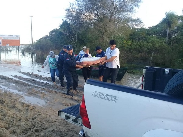 Unas 20 mil atenciones a familias inundadas reporta Salud Pública - ADN Paraguayo