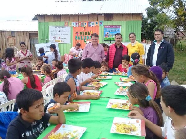 Buscan alternativas para almuerzo escolar, ante inacción de la Gobernación