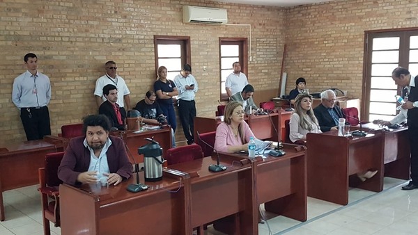 Rechazan ampliación de rubro para 300 nuevos contratados - ADN Paraguayo