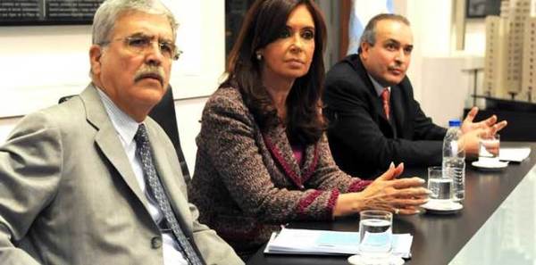 Comienza el primer juicio por corrupción contra Cristina Fernández | .::Agencia IP::.