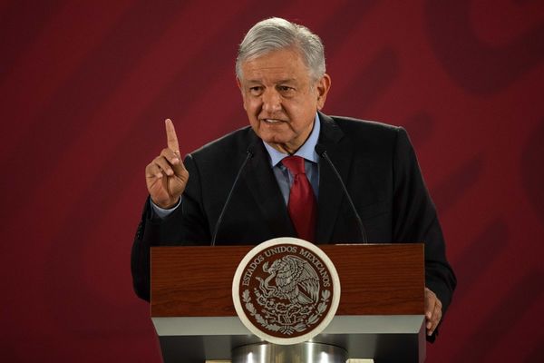 Presidente de México subastará autos, casas y joyas del crimen organizado