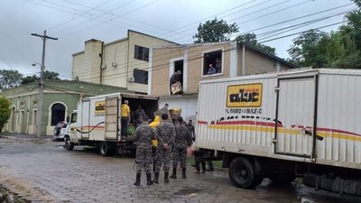 ABC: Llegan las 14 toneladas de donaciones a Pilar - Nacionales - ABC Color