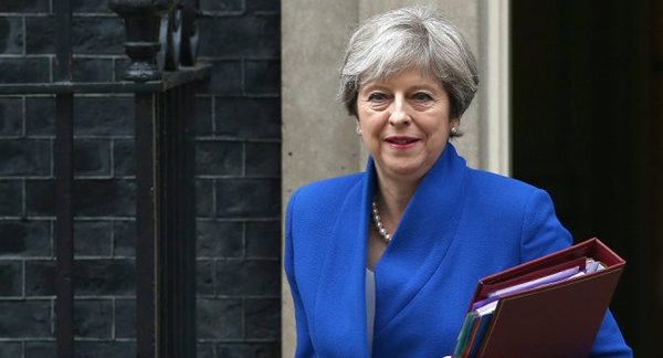 Theresa May ofrece un «nuevo plan» del Brexit a los diputados británicos | .::Agencia IP::.