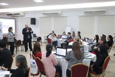 TSJE e IDEA Internacional realizan taller sobre tecnología y elecciones