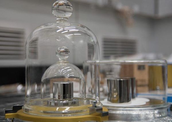 Rige la nueva definición mundial del kilogramo - Ciencia - ABC Color