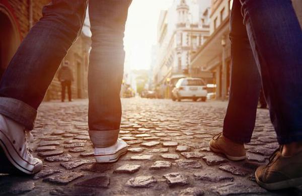 Las personas que caminan rápido viven más que las que andan lento por la calle - C9N