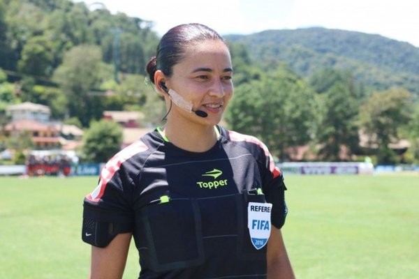 Mujer arbitrará un partido del Brasileirâo - Deportes - ABC Color