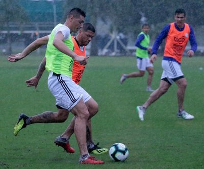 La Albirroja trabajó también por la tarde