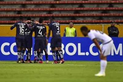 Católica, a un paso de octavos - Deportes - ABC Color