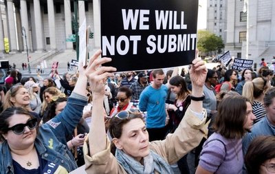 Nueva York se manifiesta contra la prohibición del aborto - Internacionales - ABC Color