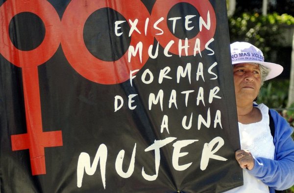 Buscan frenar crecientes casos de feminicidios - Edicion Impresa - ABC Color