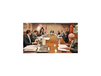 La Corte niega pacto, pero elige a Segovia como defensora general