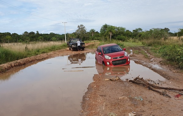 Camino que une la Ruta 5 asfaltada con la antigua está intransitable