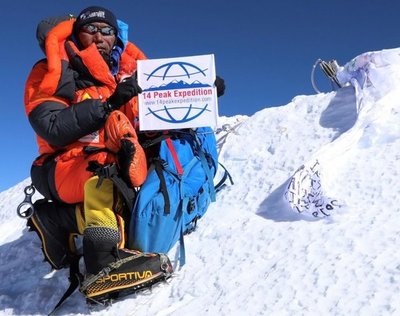 Atasco de alpinistas en la cima del Everest - Internacionales - ABC Color