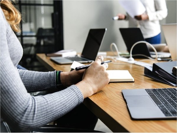 Empresas con mujeres como jefas tienen mayores beneficios