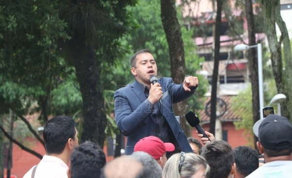 HOY / Preparan acción penal contra Perla del Cabral, por los casi 1.300 contratados