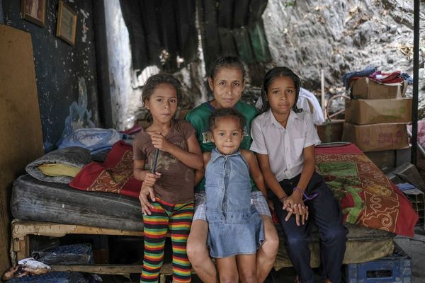 El dinero no basta en una crisis a la que ningún venezolano escapa