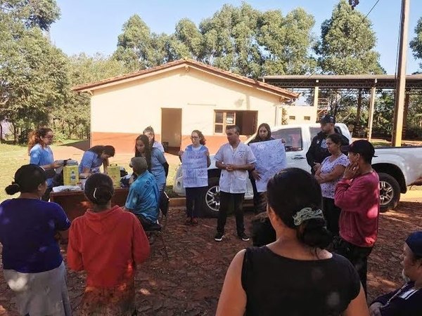 INMUNIZAN A TRABAJADORES DEL RELLENO SANITARIO