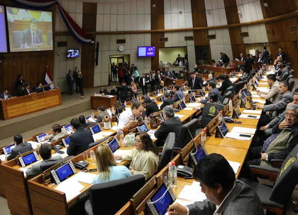 Diputados se ratificó en el uso de urnas electrónicas