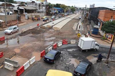 Stark: "Se va a echar o reformar lo que se hizo. Pero el metrobús no es viable" » Ñanduti