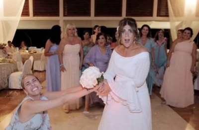 El Momento Divertido Que Recordaron De La Boda De Tana Schémbori