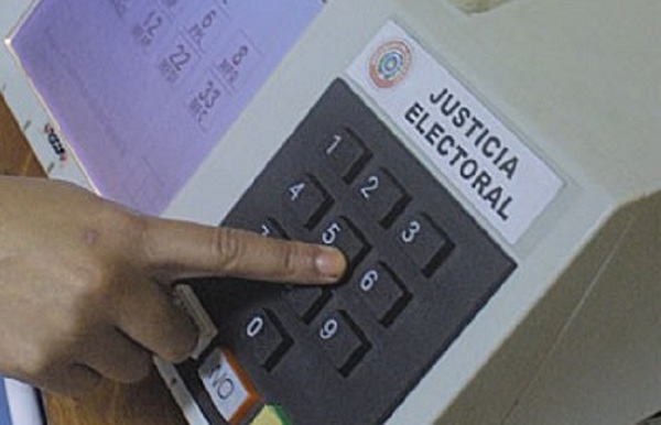 Diputados confirma uso de urnas electrónicas en comicios