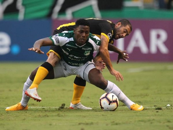 Cali rescata un empate agónico en su casa ante Peñarol