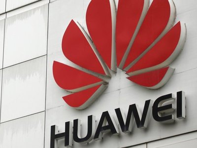 Panasonic dejará de proveer a Huawei componentes sujetos al veto