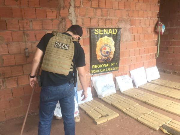 Doña ojepilla con 130 kilos de marihuana