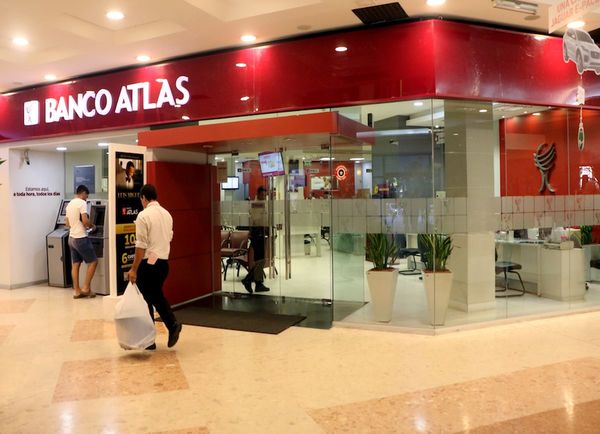 Abc estaría detrás de un burdo plan para fortalecer a Atlas en mercado cambiario
