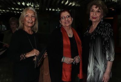 Obra: “Mentiras Inteligentes”