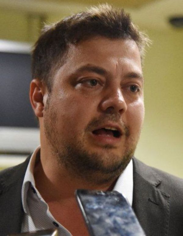 Diputado de Añetete cuestiona “viejos vicios” en Itapúa - Nacionales - ABC Color
