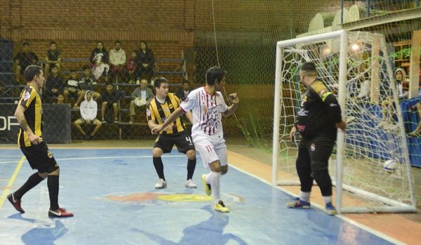 José Meza se impuso a Atenas - Edicion Impresa - ABC Color
