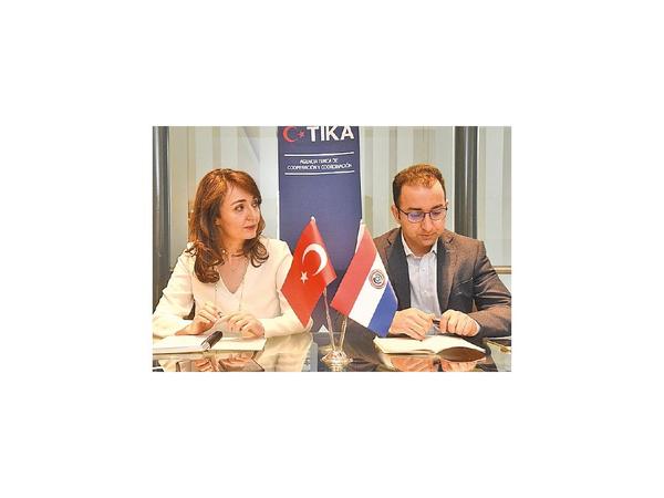 Cooperación turca en el país equiparará unidad neonatal y un colegio agrotécnico