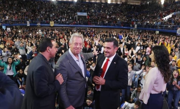 HOY / Petta y su transformación educativa: pastor evangélico capacita a los docentes