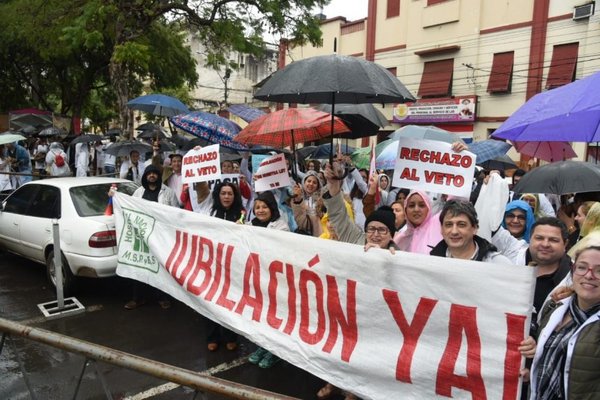 Debatirían hoy sobre jubilación de médicos - Nacionales - ABC Color
