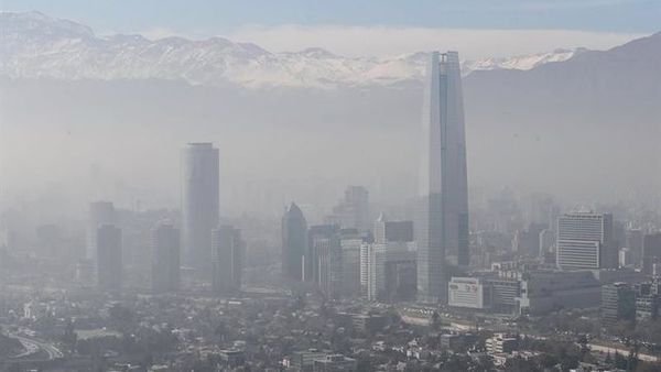 Santiago de Chile, bajo primera alerta ambiental del año por calidad del aire | .::Agencia IP::.