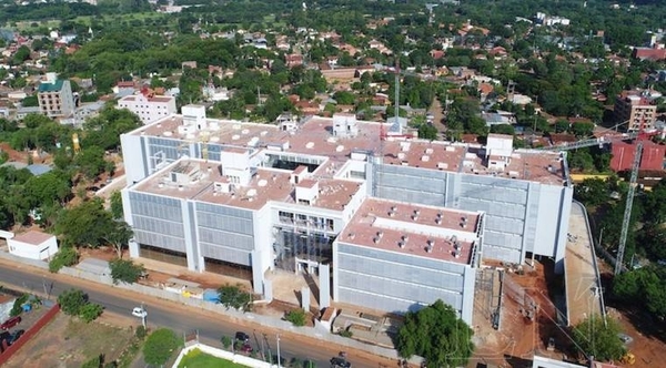 HOY / Nuevo Hospital Ingavi sería habilitado en octubre, estima titular del IPS