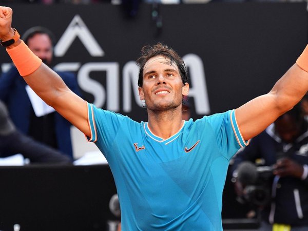 Nadal ya se entrena en Roland Garros