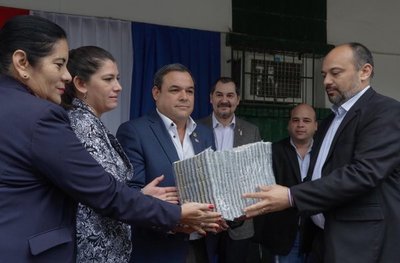 Unas 25 toneladas de medicamentos recibirá Región Sanitaria de Presidente Hayes - .::RADIO NACIONAL::.
